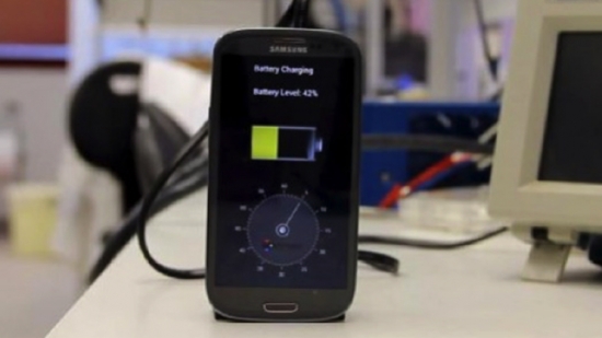 Nanodot นวัตกรรม แบตเตอรี่มือถือชาร์ตไฟเต็มใน 30 วินาที