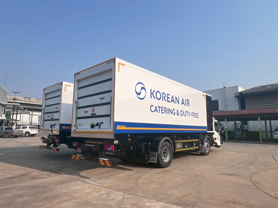 ช ทวี (CHO) ส่งมอบรถลำเลียงอาหารขึ้นเครื่องบิน รุ่น X CAT M แบบ Low CAB จำนวน 2 คัน ให้กับ KAL C&D  เกาหลีใต้ 